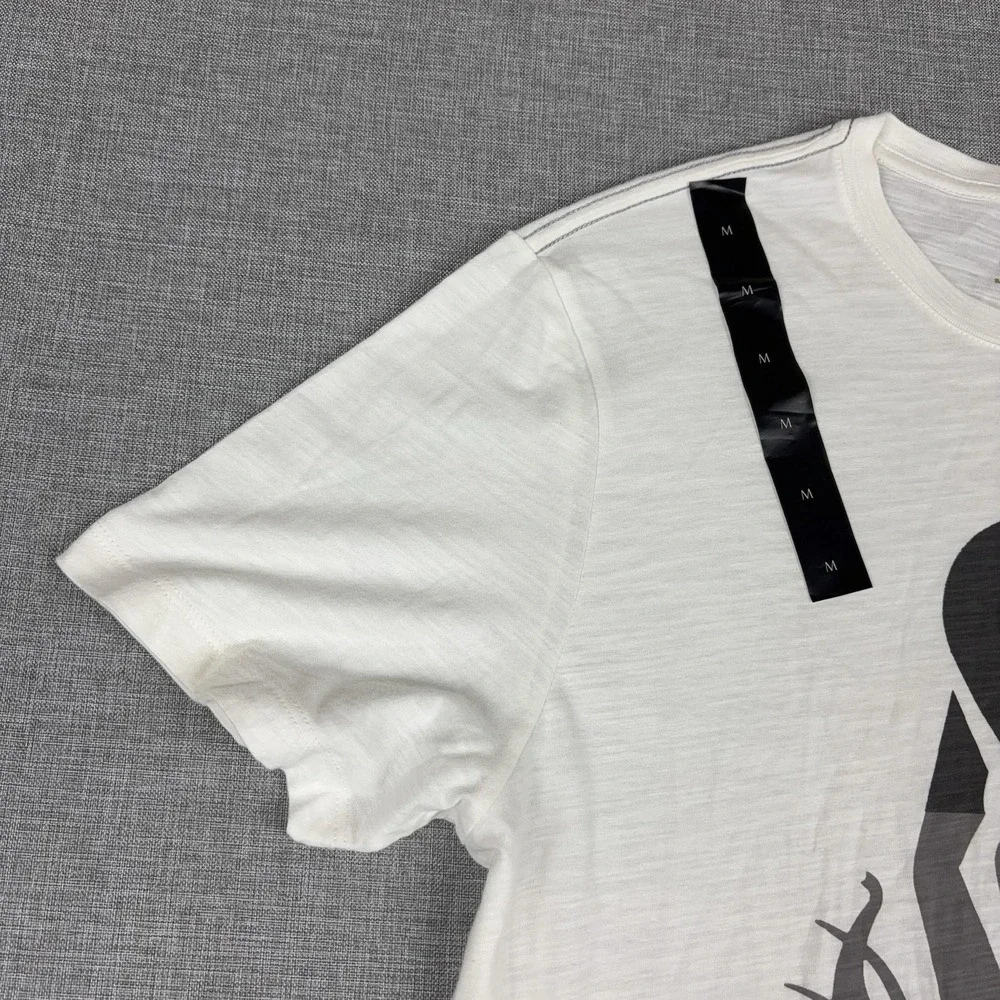 Banana Republic Shirt Mens M White Elephant Graphic Tee Tagless Cotton Jersey